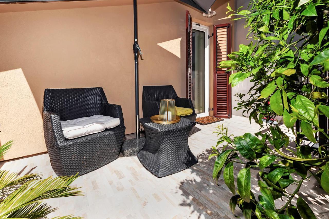 Luxury Villa Orh 罗维尼 外观 照片