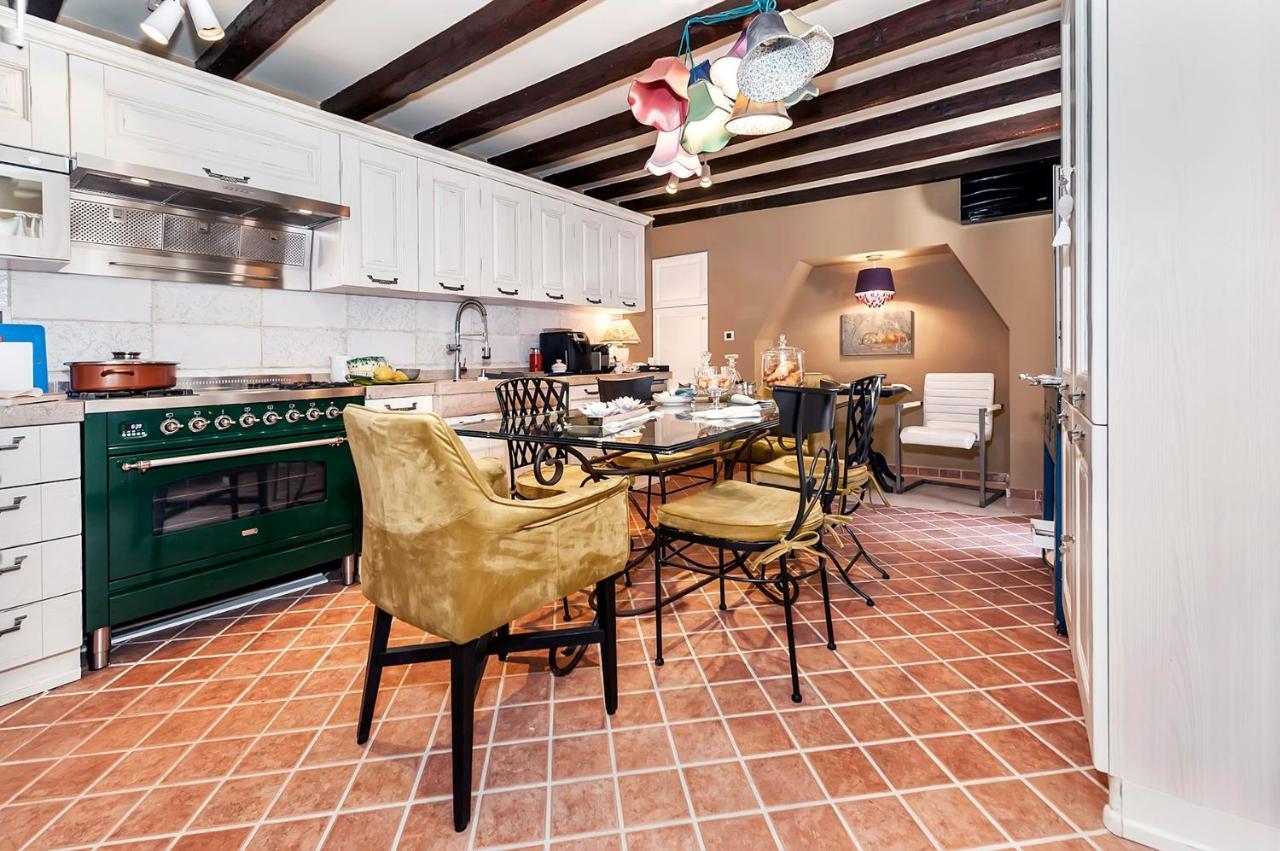 Luxury Villa Orh 罗维尼 外观 照片